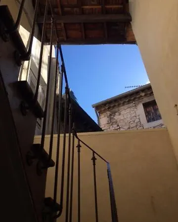 Au Coeur De La Vieille דירה *